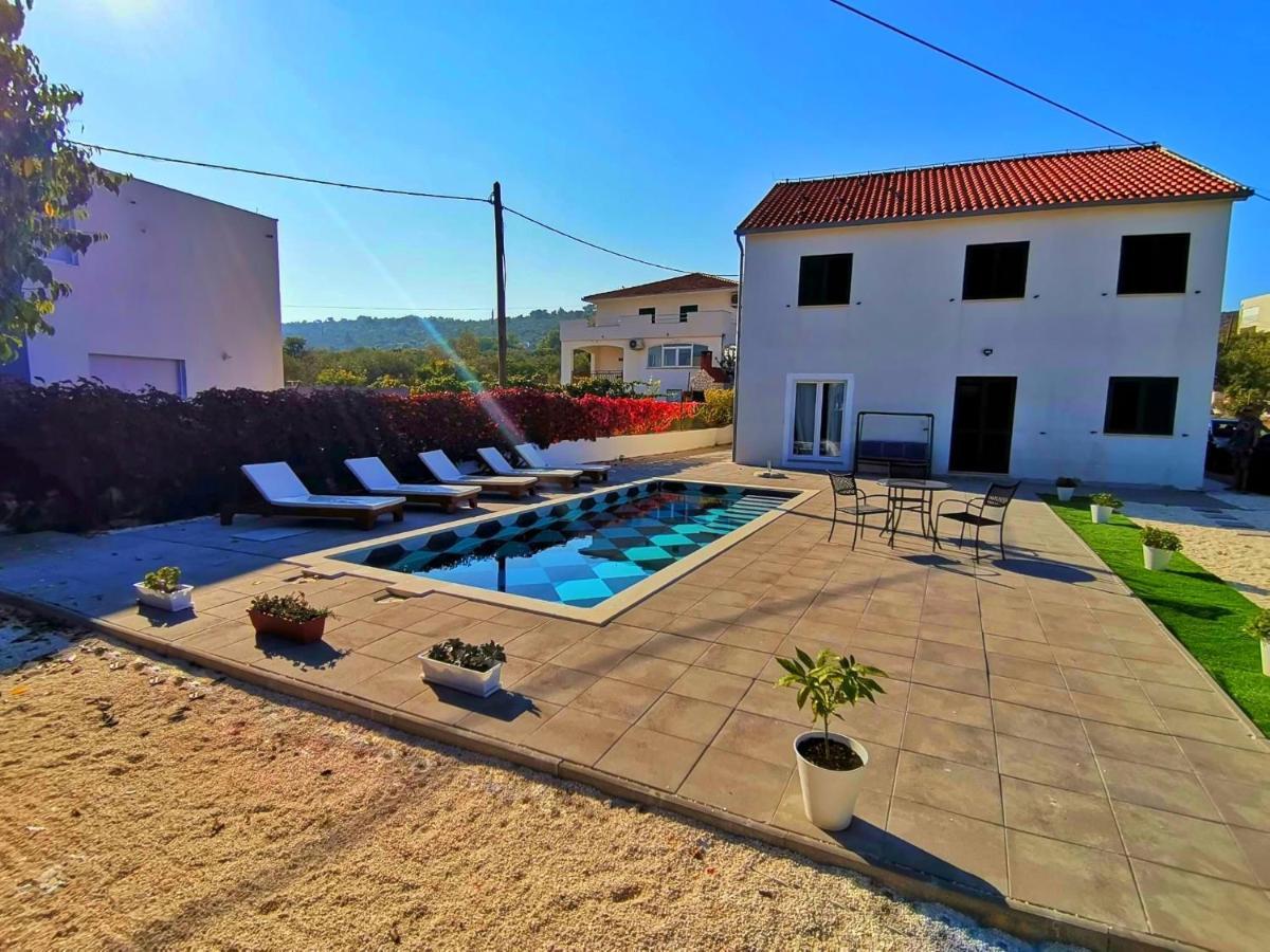 Holiday Home Nino With Amazing Swimming Pool Slatine Exterior foto