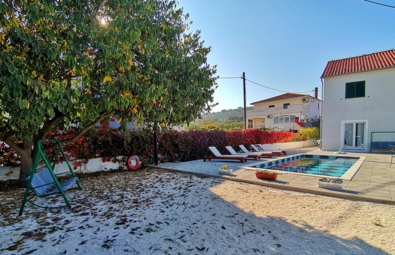 Holiday Home Nino With Amazing Swimming Pool Slatine Exterior foto