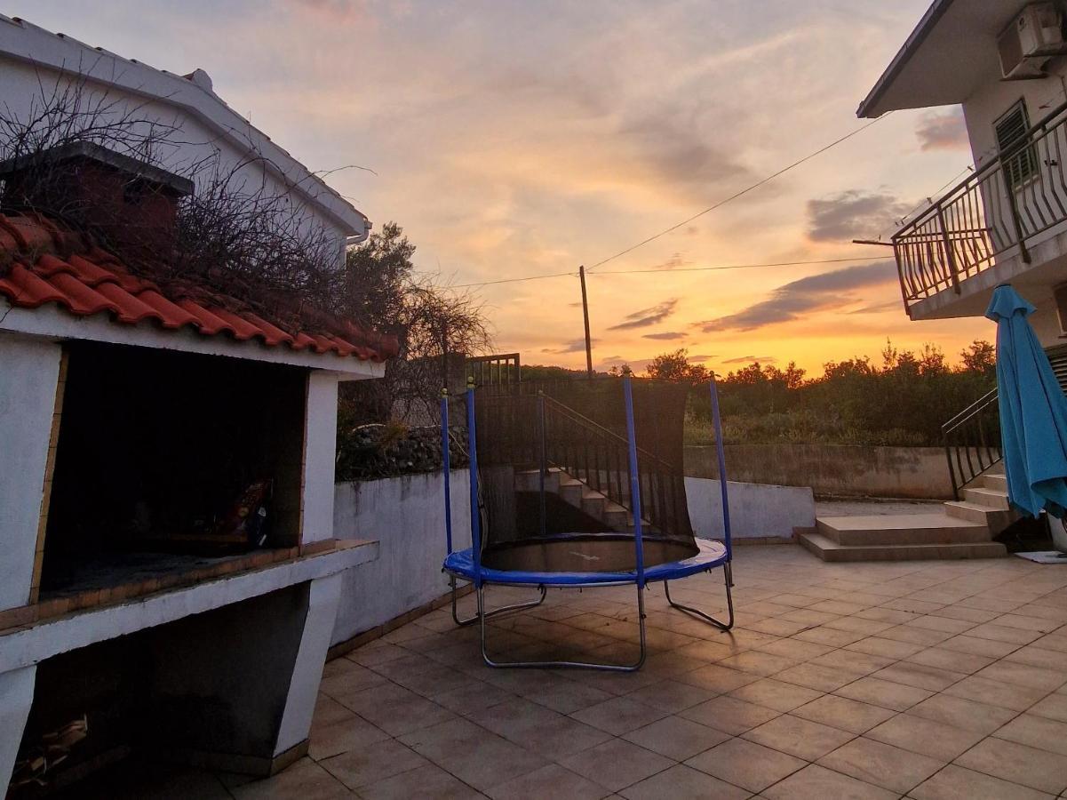 Holiday Home Nino With Amazing Swimming Pool Slatine Exterior foto